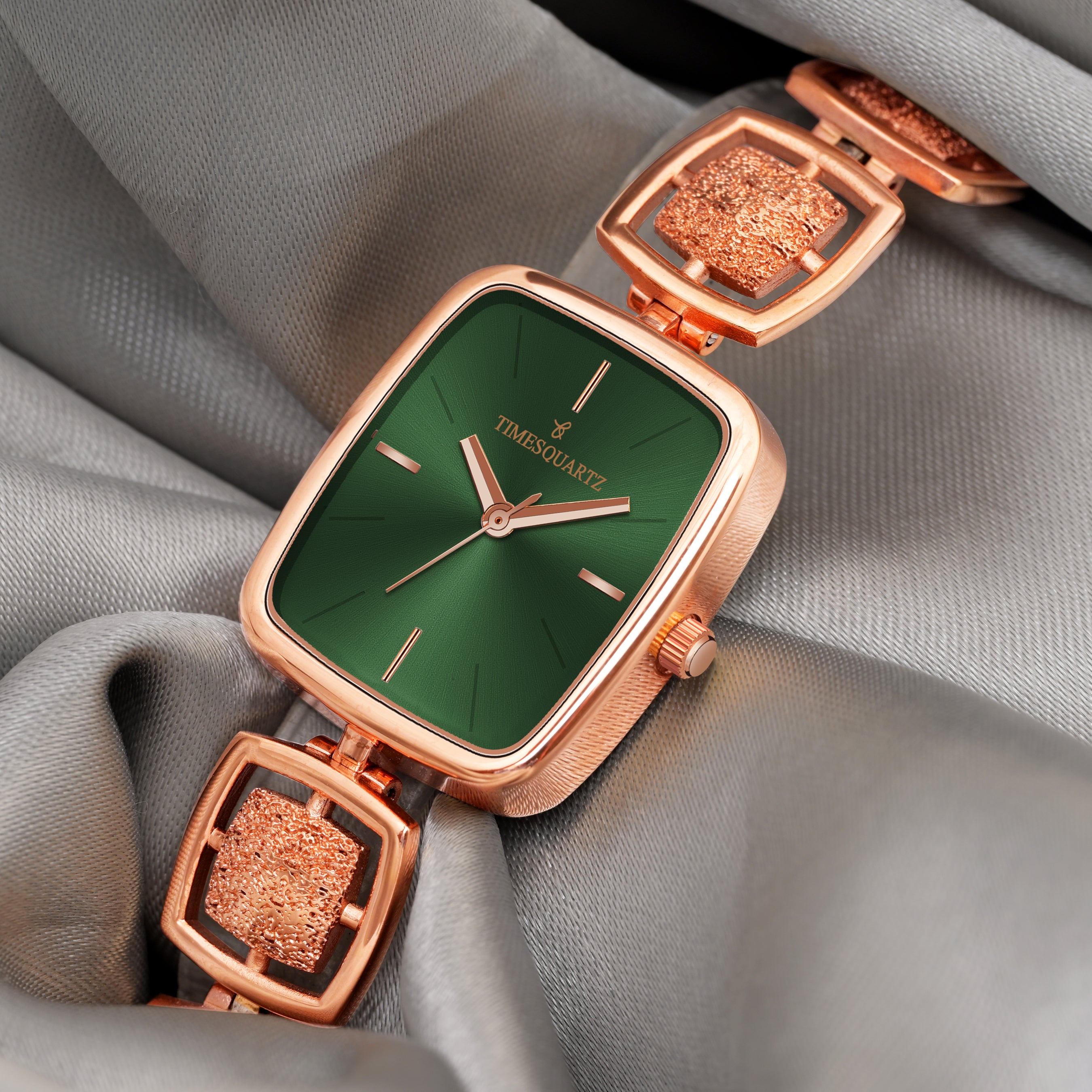 Women's Analog Wrist Watch A-272 Rose Gold Case Green Dial